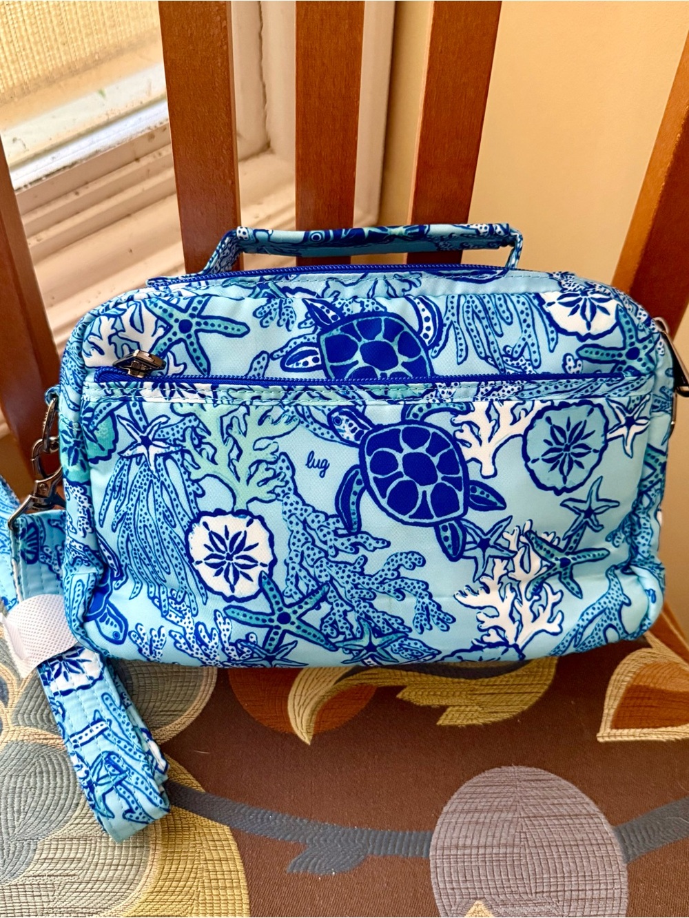 LUG Scoop crossbody in Sealife Blue - Picture 2 of 3
